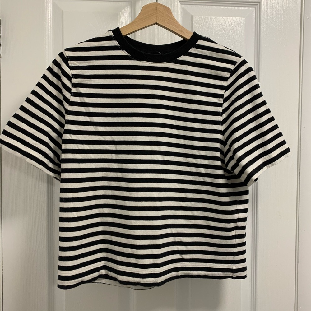 Uniqlo top